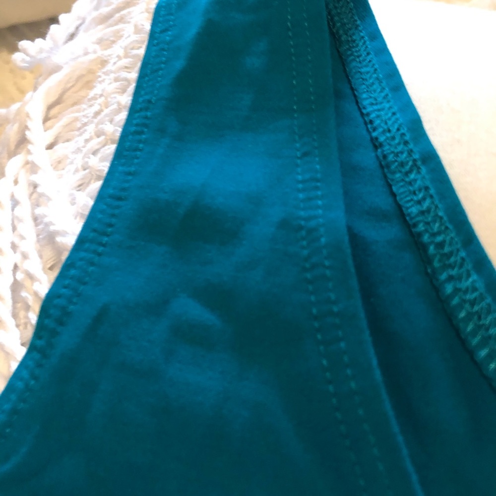 Tank top - Picture 3 of 4